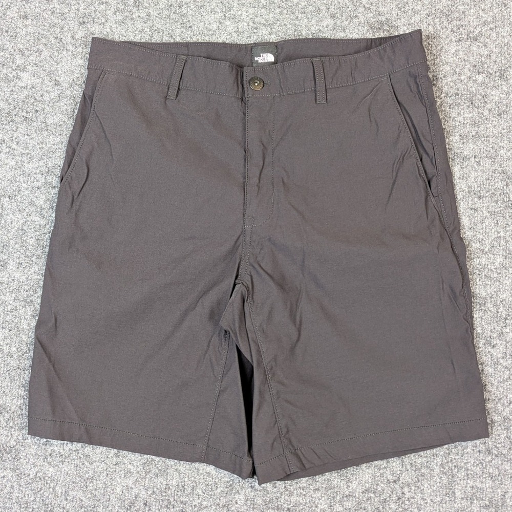 The North Face Mens Gray Nylon Stretch Hiking Shorts 32 Solid Casual